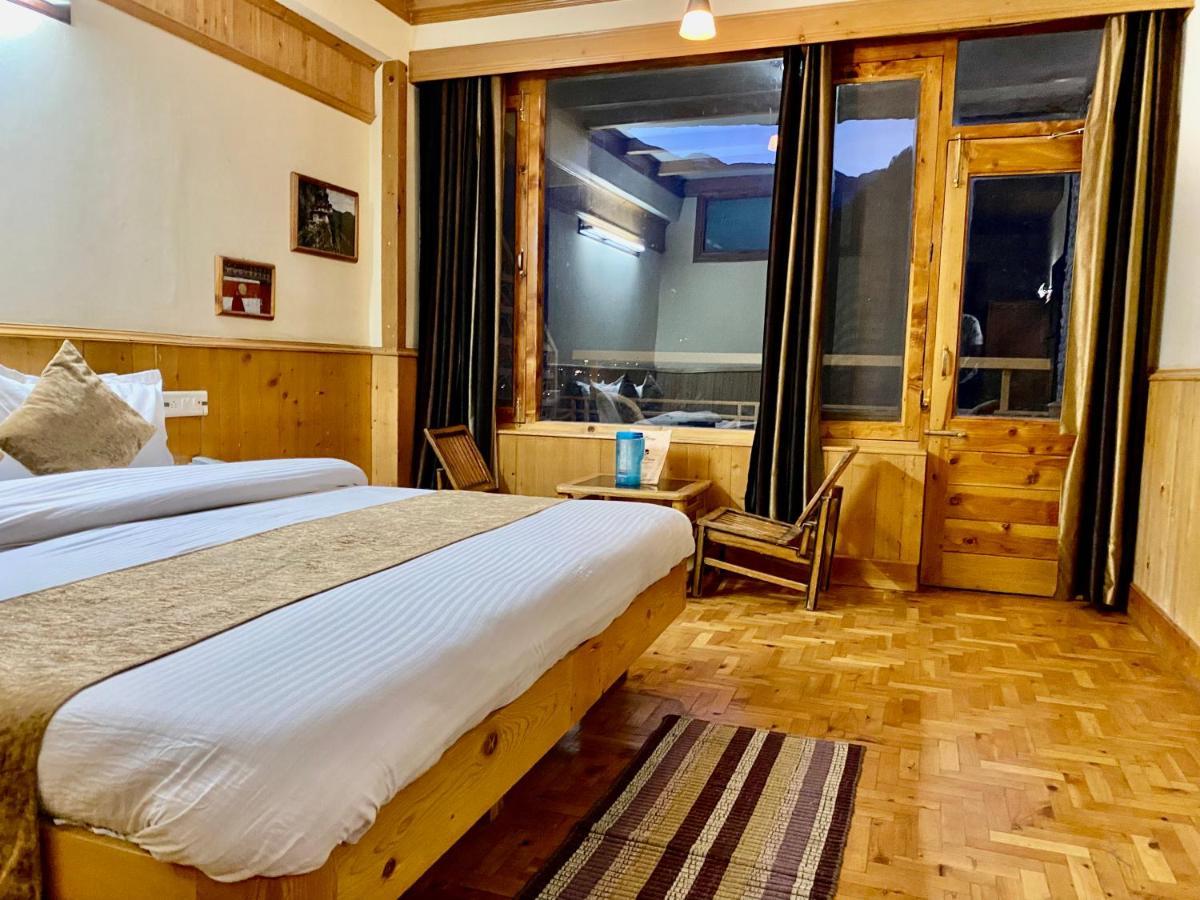 Hotel Valley Of Gods Manali  Ngoại thất bức ảnh