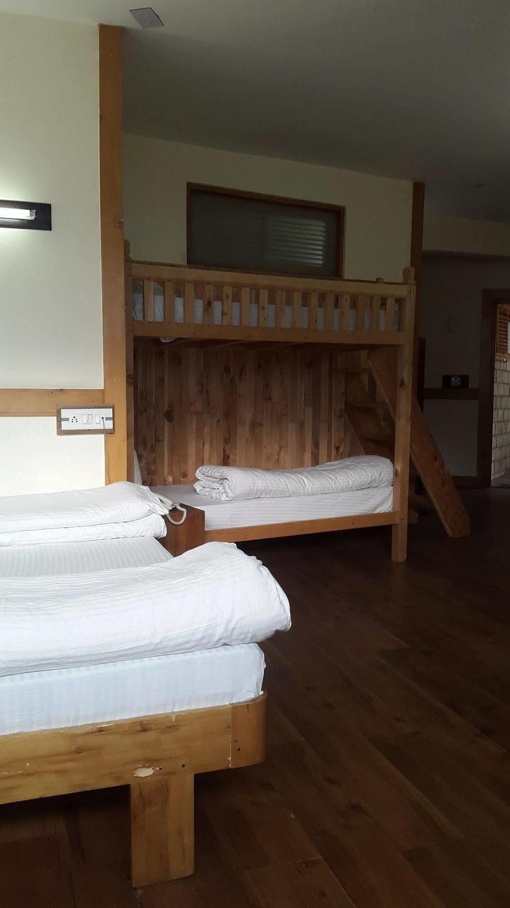 Hotel Valley Of Gods Manali  Ngoại thất bức ảnh